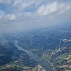 Flugwegposition um 12:20:18: Aufgenommen in der Nähe von Kreisfreie Stadt Passau, Deutschland in 1433 Meter